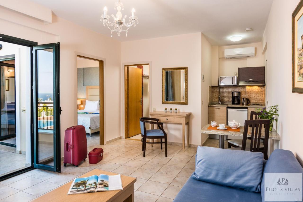 Pilot'S Villas Luxury Suites Hersonissos (Crete) Exterior foto