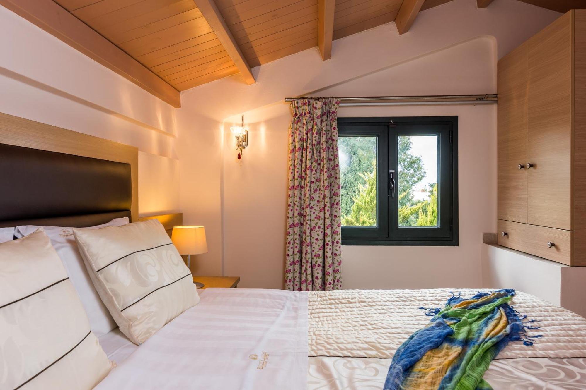 Pilot'S Villas Luxury Suites Hersonissos (Crete) Exterior foto